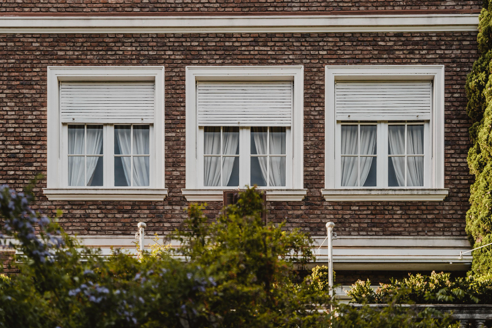 bay window trim exterior